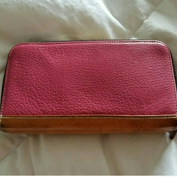 Wallet - Picture 1 of 4